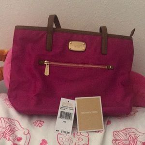 Michael kors medium tote - fuschia